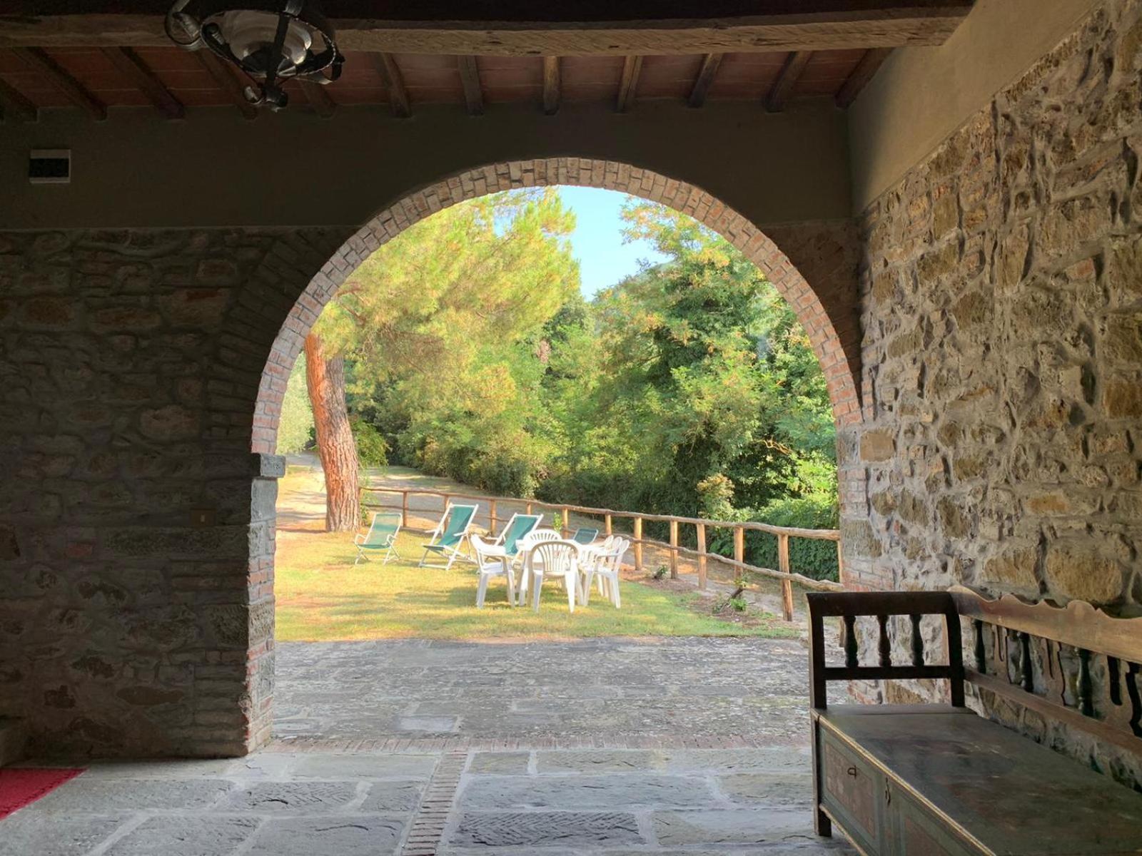 Agriturismo Fattoria Celle Figline Valdarno Ruang foto