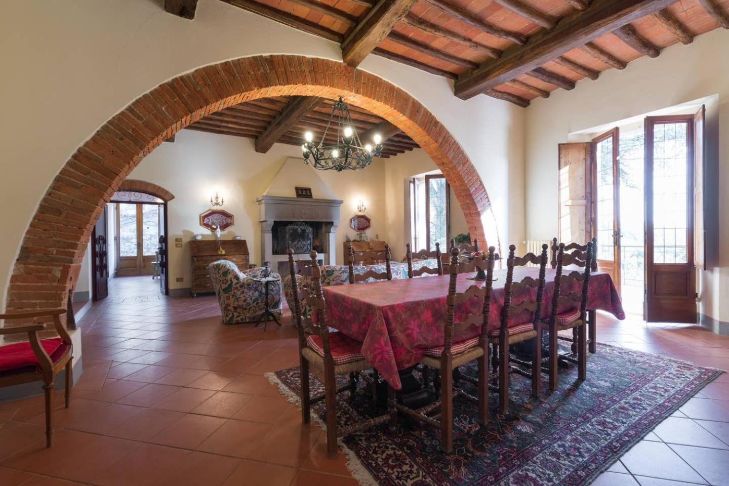 Agriturismo Fattoria Celle Figline Valdarno Ruang foto