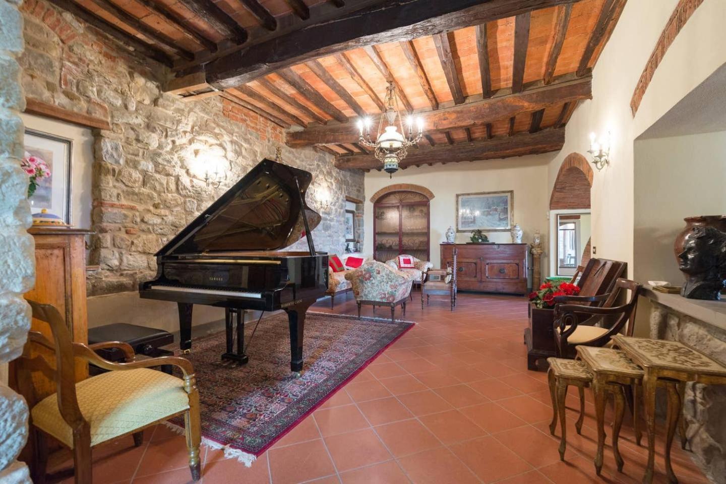 Agriturismo Fattoria Celle Figline Valdarno Ruang foto